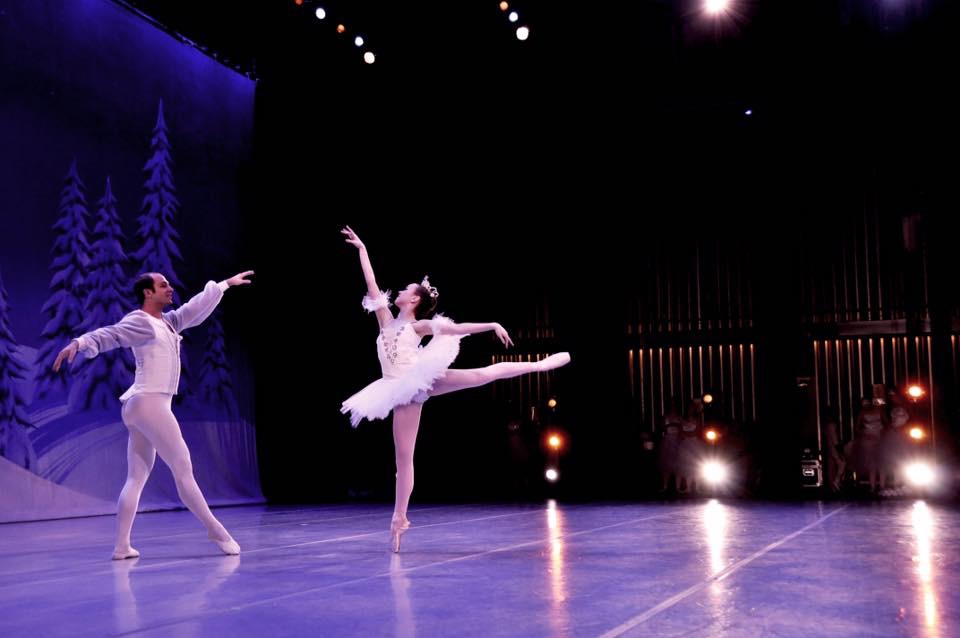 Snow pas de deux with Travis